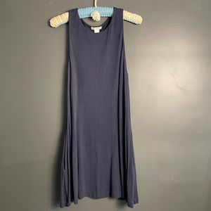 645. H&M Woman’s Basic Sporty Flowy Dress with Pockets